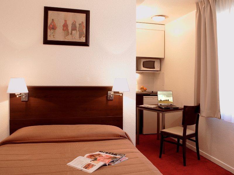 Aparthotel Adagio Access Lille Vauban Экстерьер фото